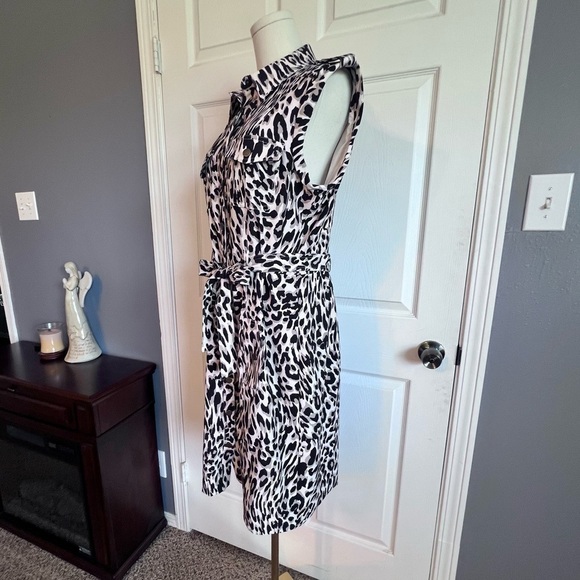 Calvin Klein Animal Print Sleeveless Belted Snap Front Dress Women’s Size 12 - Picture 4 of 13